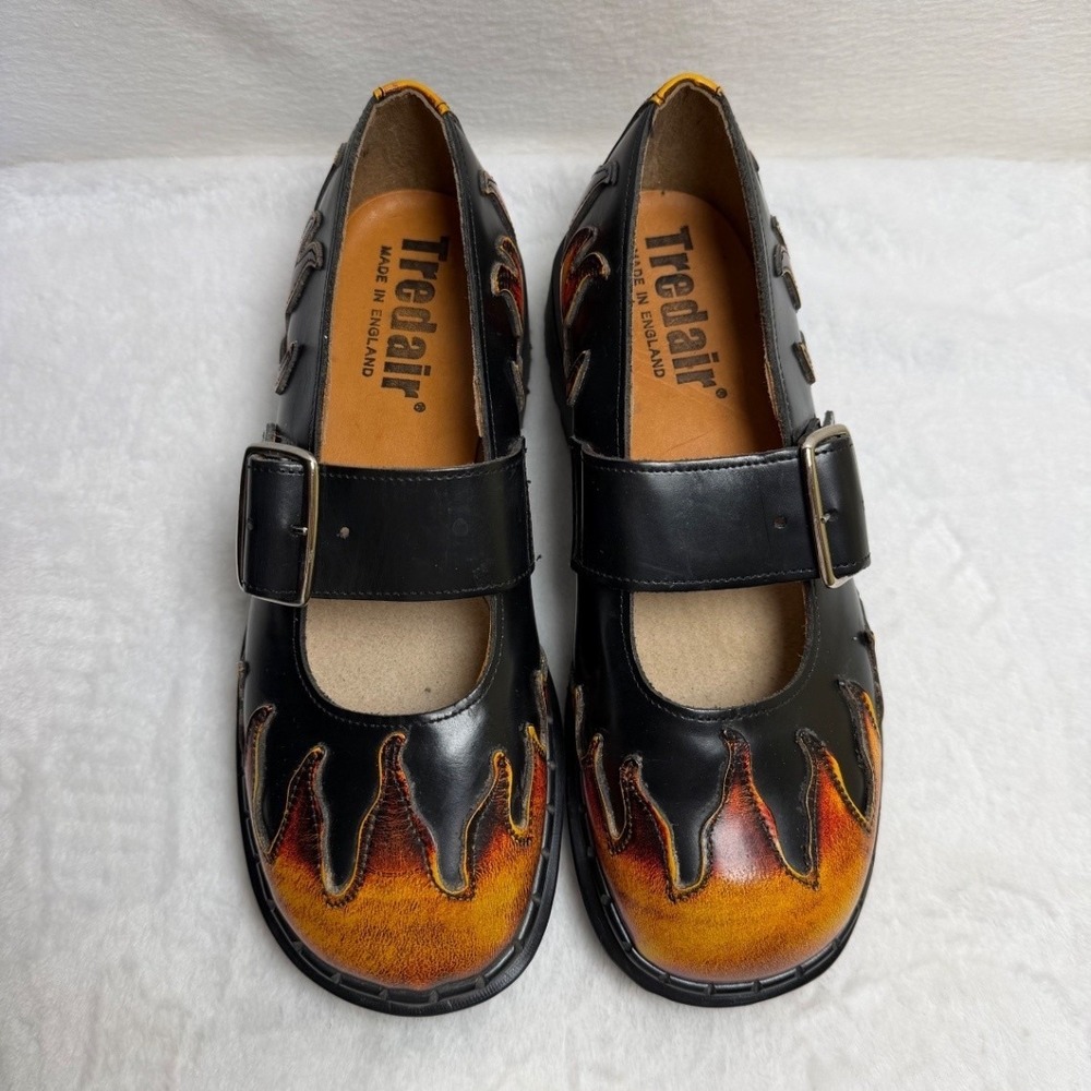 Tredair Mary Jane Flats Size 8 Women Black Flame Leather Alt Grunge Punk England - Picture 2 of 16
